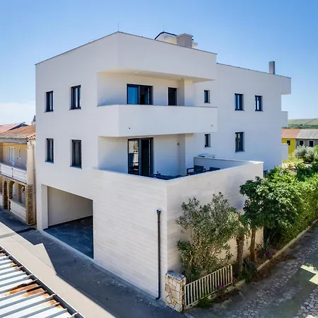 Luxury Terra Maiorum-1 By Interhome Povljana