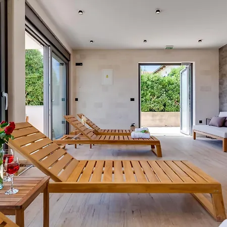 Appartamento Luxury Terra Maiorum-1 By Interhome *